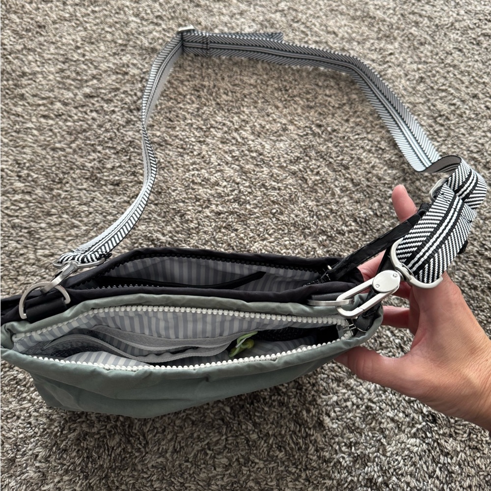 Lululemon Hip To Be Free Bag - Rare Sage Green and Black! - Picture 2 of 9